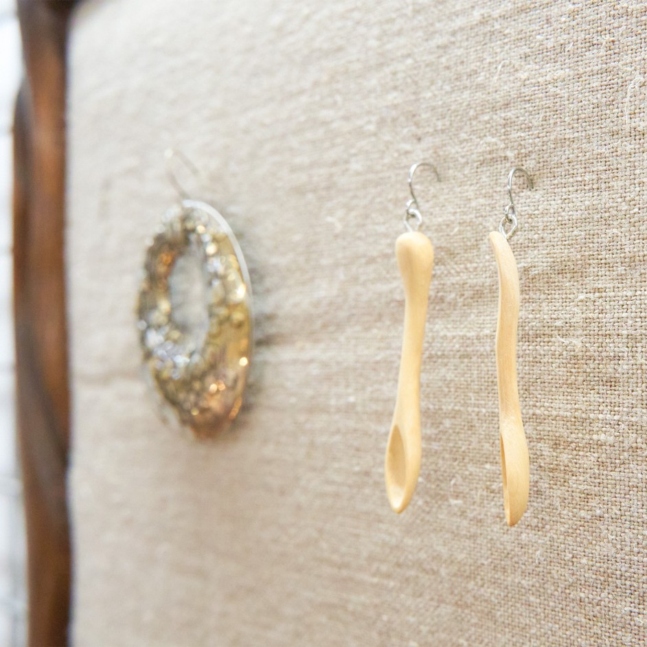 Portapendientes Artesanal de Madera de Pallet | Ecológico y Decorativo 2