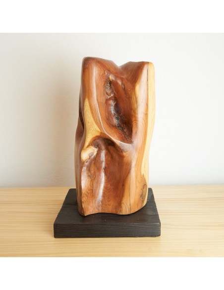 Escultura Artesanal en Madera Recuperada | Hecho en la Sierra de Albarracín Escultura Artesanal en Madera Recuperada | Hecho en la Sierra de Albarracín