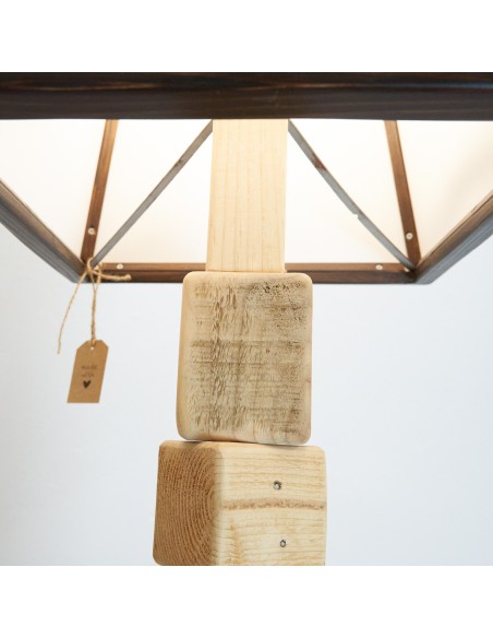 Lámpara de Pie Moderna y Natural | Madera Reciclada y Pantalla Oscura Lámpara de Pie Moderna y Natural | Madera Reciclada y Pantalla Oscura